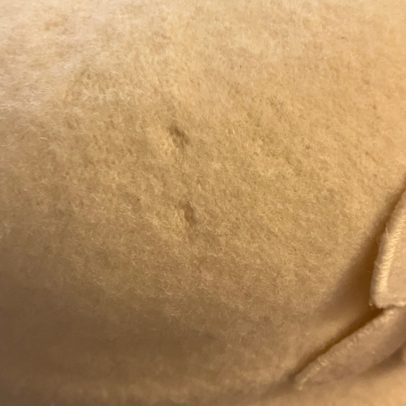 Liz Claiborne cream Hat with Floral Accent - Picture 4 of 4